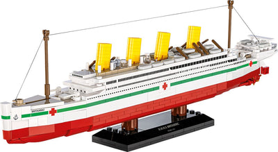 HMHS Britannic brick model ship - COBI 1681 - 636 bricks Ship Cobi