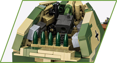 Sd.Kfz. 124 Wespe brick tank model - COBI 2598 - 860 bricks EXECUTIVE EDITION TANK COBI