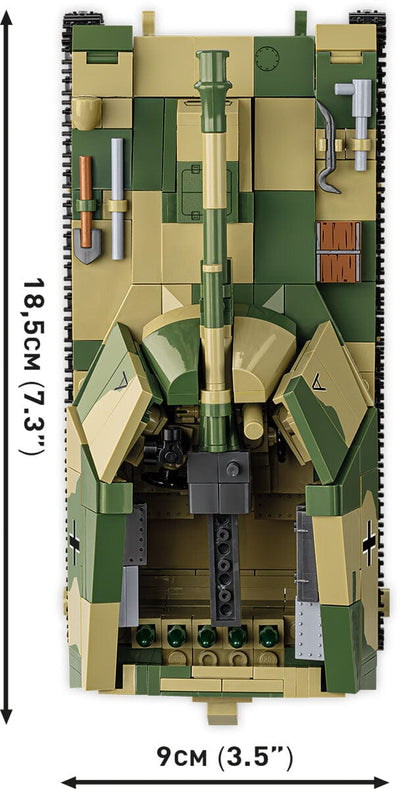 Sd.Kfz. 124 Wespe brick tank model - COBI 2598 - 860 bricks EXECUTIVE EDITION TANK COBI