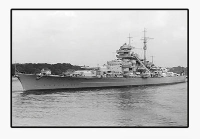 Battleship Bismarck battleship brick model- COBI 4860 - 3080 bricks Ship Cobi 