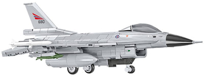 F-16 AM Fighting Falcon brick plane model - COBI 5913 - 499 bricks Planes Cobi 